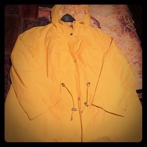 BRAND NEW FASHIONBUG RAINCOAT!